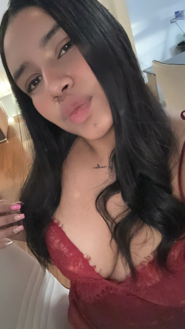Latina divertida DISPONIBLE!