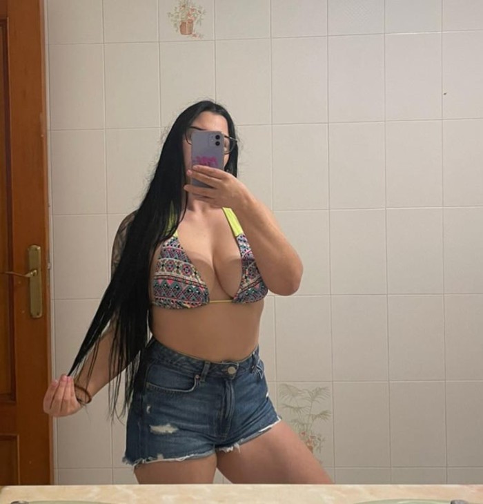 UNA MUJER CON LA QUE PUEDES DISFRUTAR
