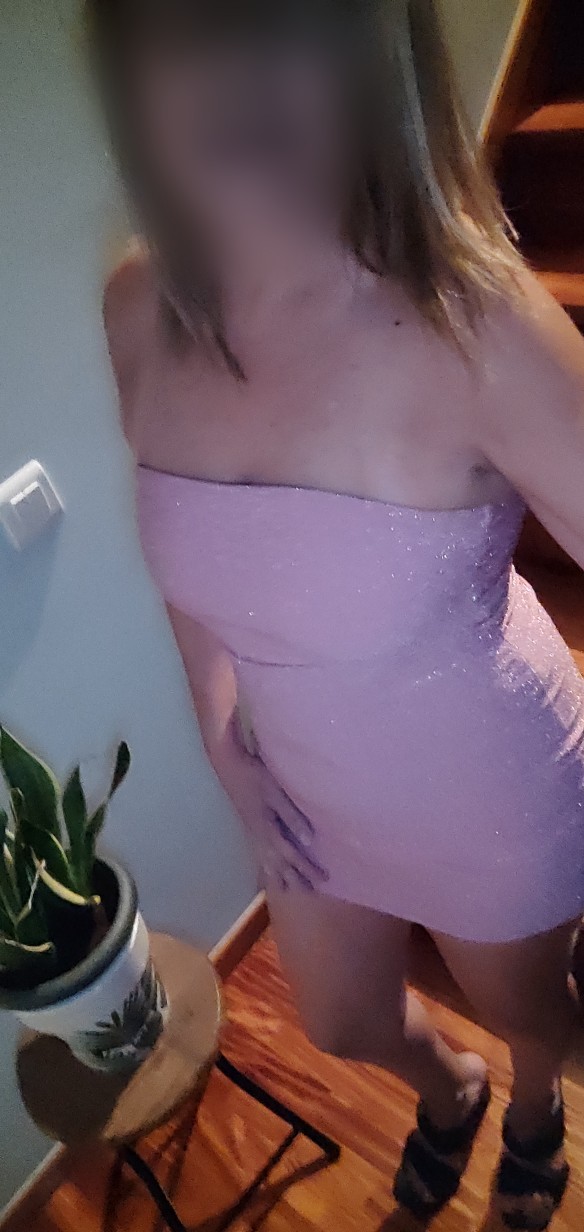 En Bertamirans Tania Rubia Madura Sexy Cariñosa