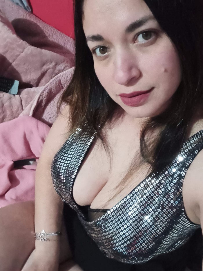 SARA ESTOY MUY CACHONDA Y EXCITADA