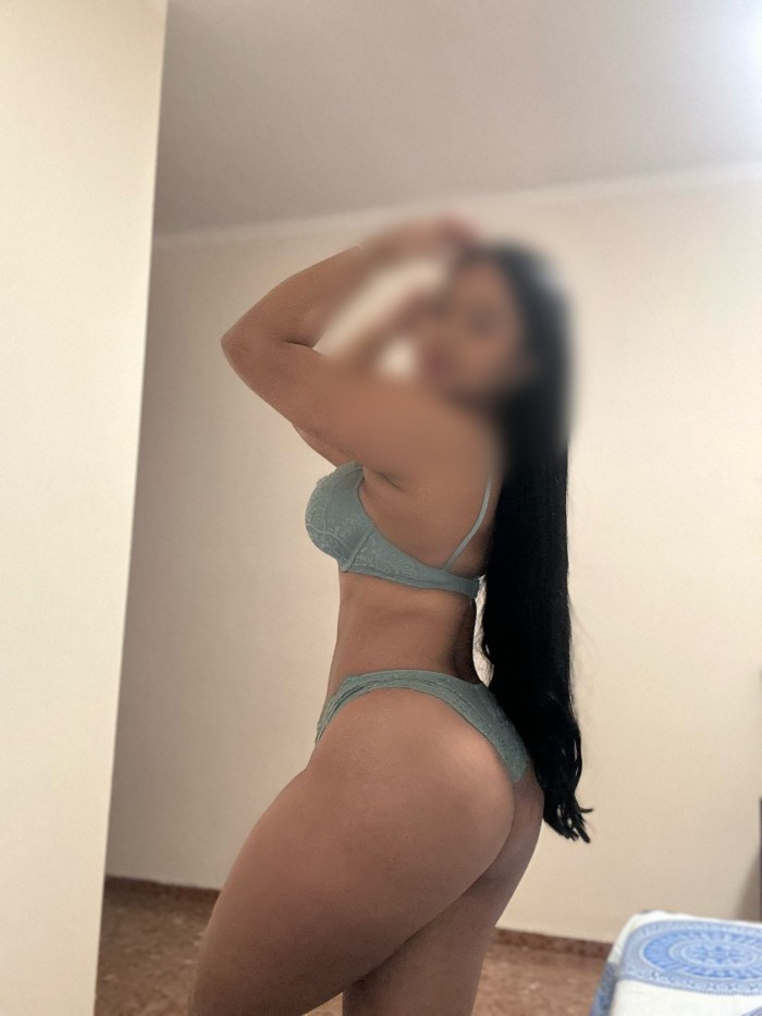 BELLA CALIENTE Y COMPLACIENTE ESCORT