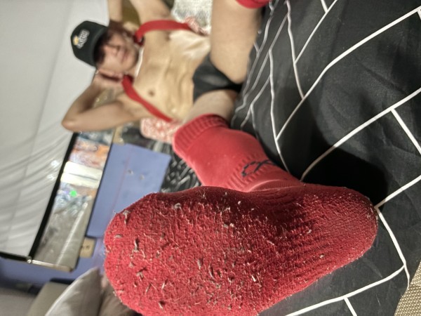LATINO DOTADO CAÑERO