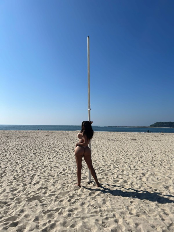 Mujer Trans Top Modelo Latina