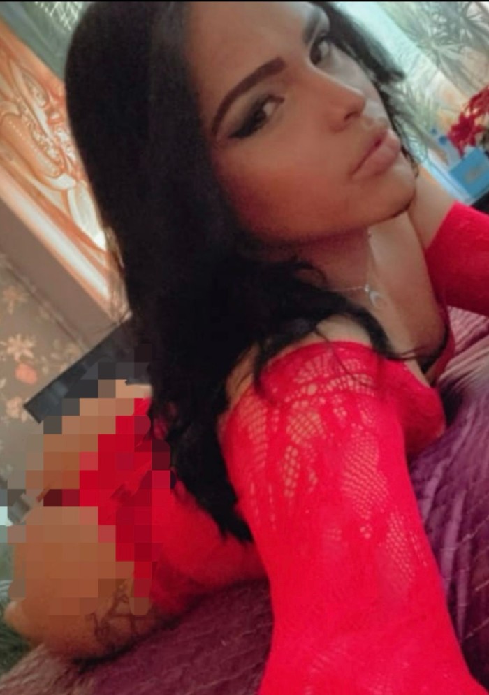 Tú diosa trans nueva en la línea