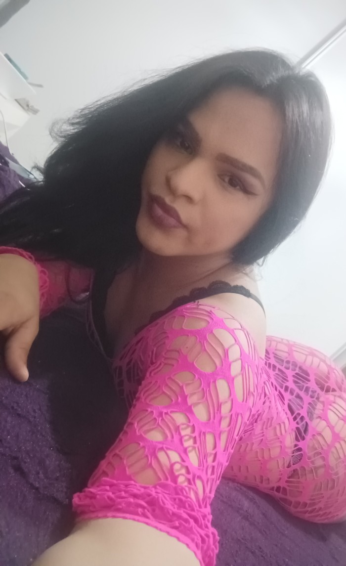 Tú diosa trans nueva en la línea