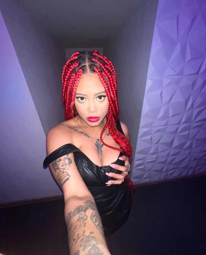 DELICIOSA MULATA CACHONDA