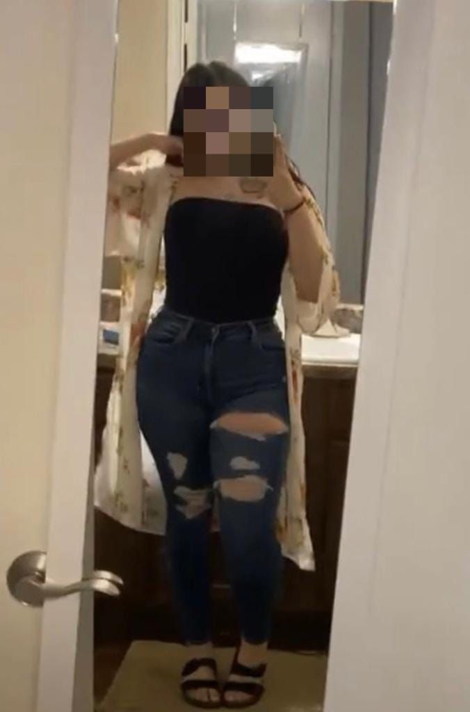 PAULA 35 años, DISCRETA, EDUCADA y muy DIVERTIDA