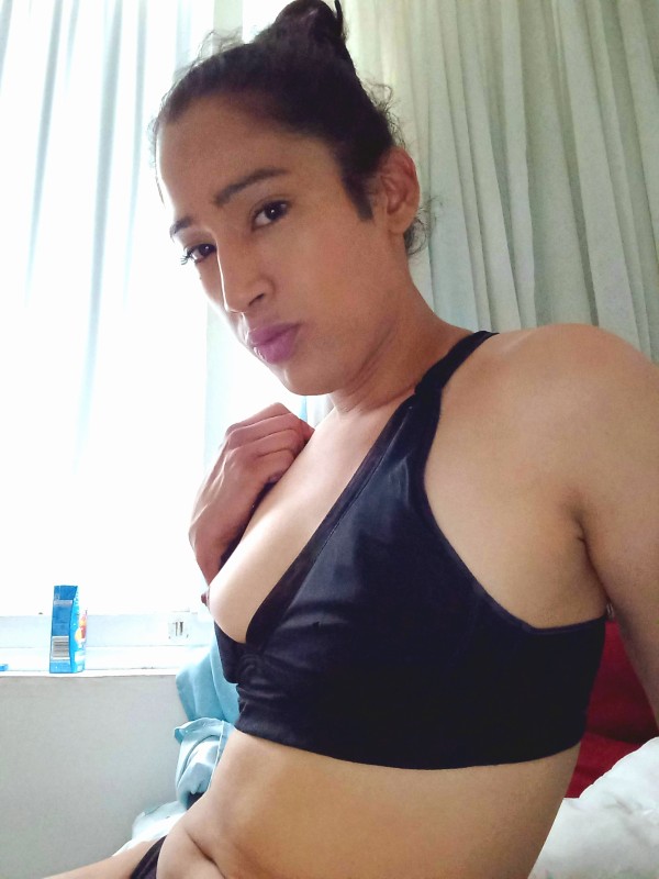 LEEER BIEN SOY TS Soy muy fiestera estoy de paso Valladolid
