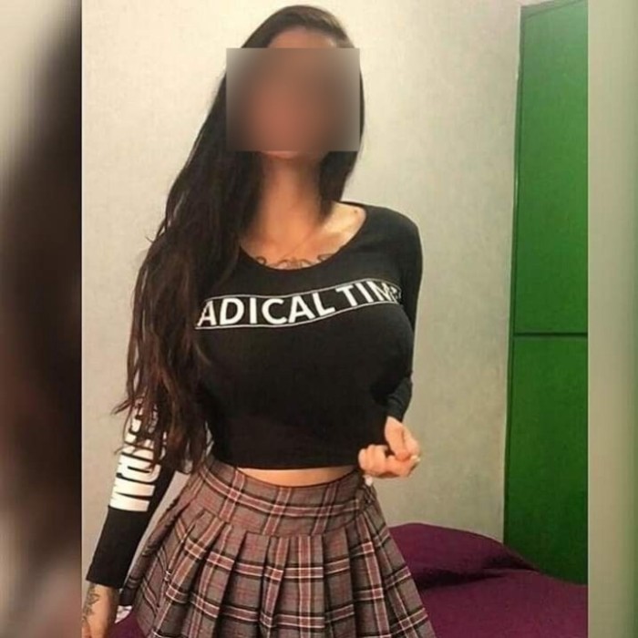 LATINA ALEGRE Y DIVERTIDA EN TORRENT