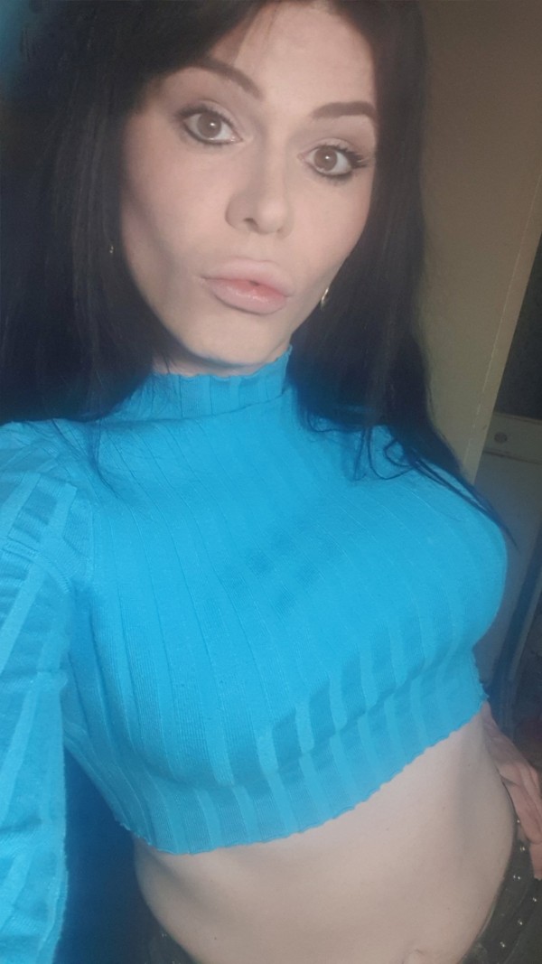Transexual muy completa casa propia