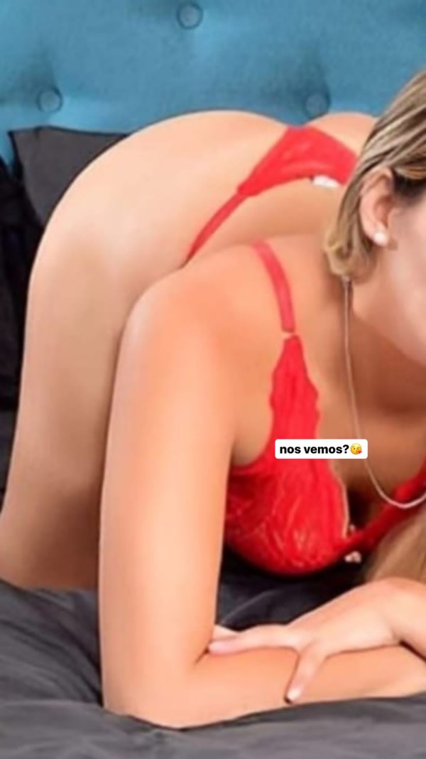 Laura solo salidas