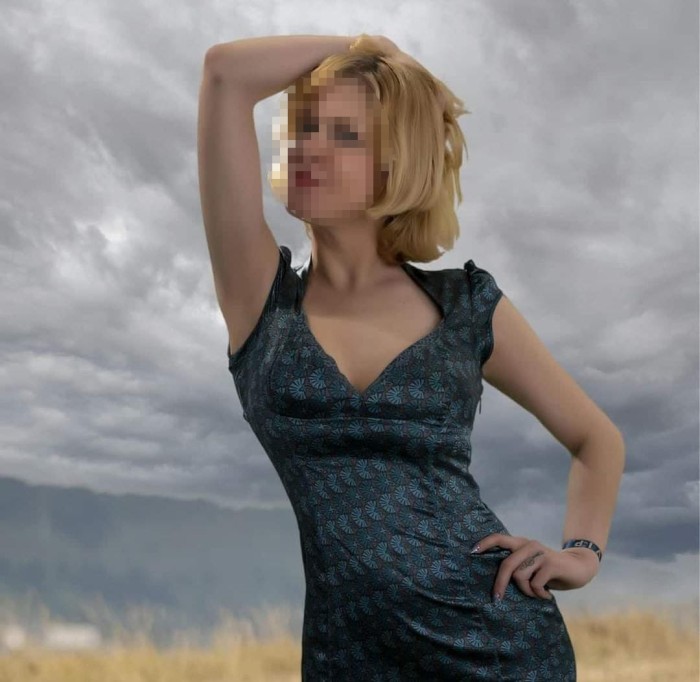 ESPAÑOLA ESCULTURAL Y ABURRIDA BUSCA SEÑOR OSADO