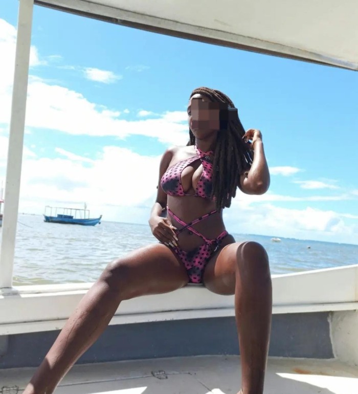 MULATA SEXY CACHONDA PECHOS GRANDES