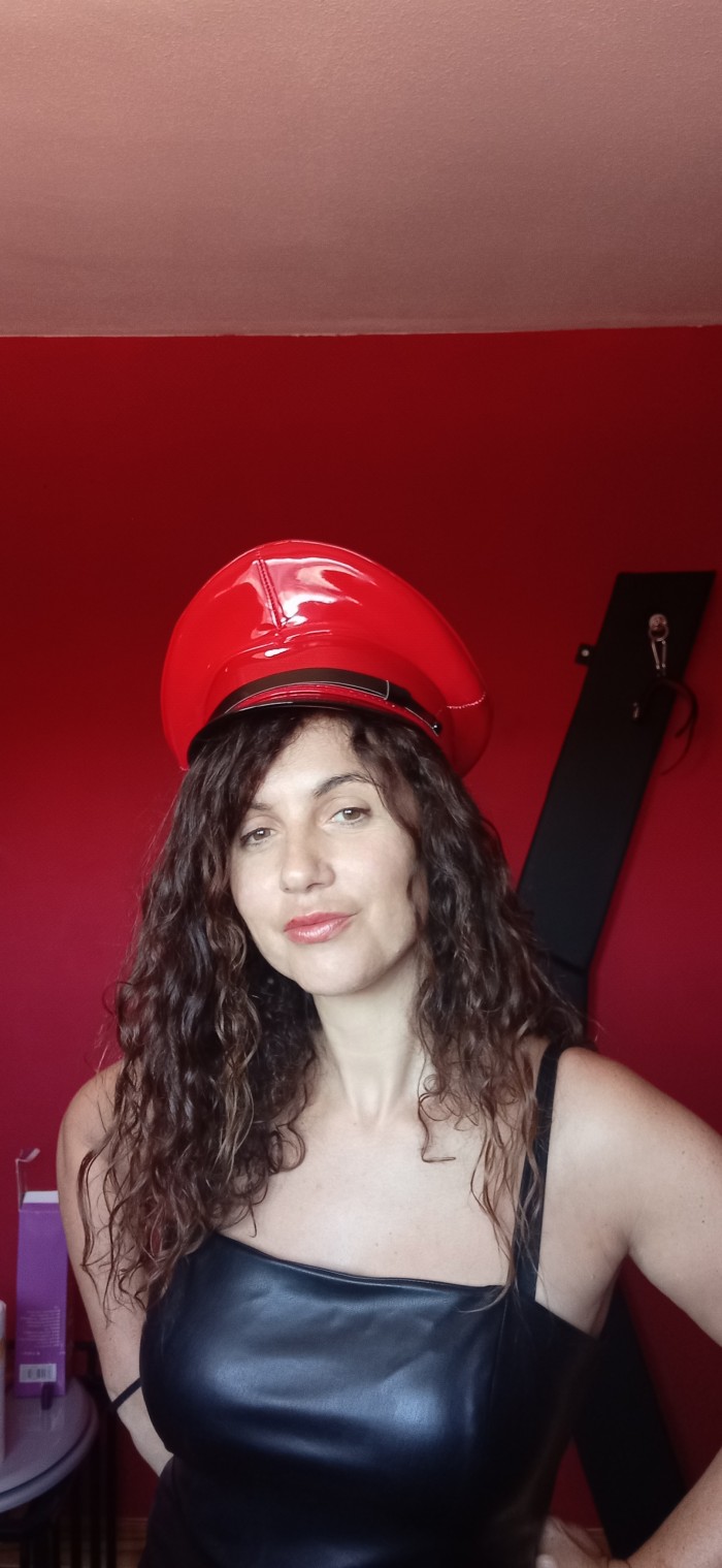 Mistress Gina