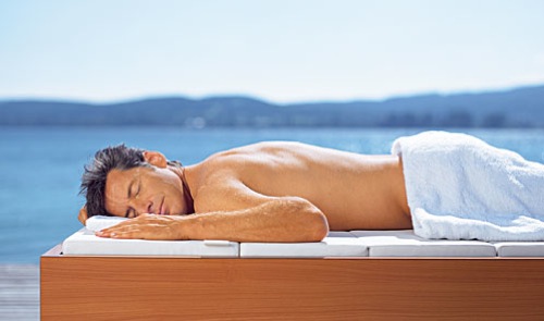 Hombre da Masajes Relajantes Final Feliz Hombres