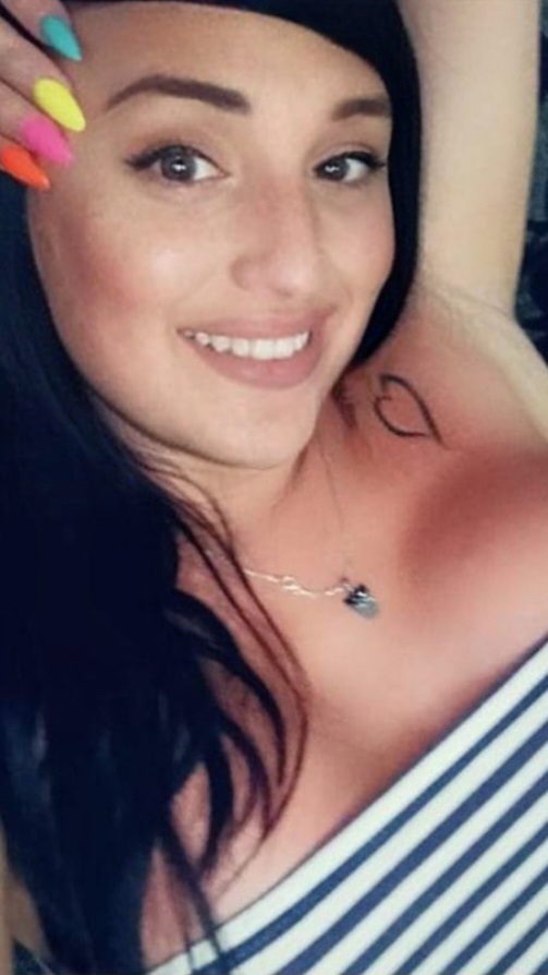 POLLONA EXOTICA MUY LECHERA