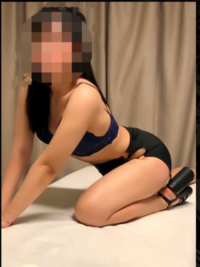 LUCÍA 35 Años, ALEGRE, Divertida y muy SEXY…!!!