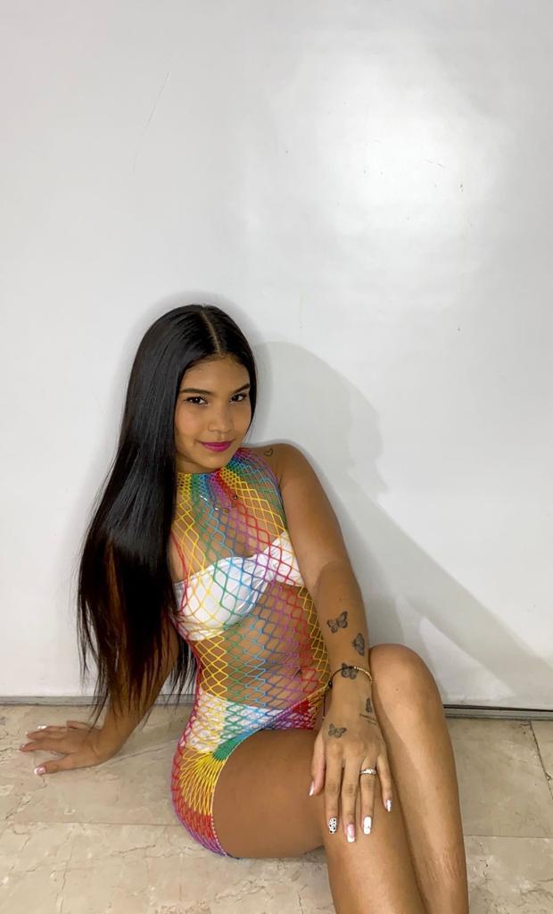 Latina recién llegada