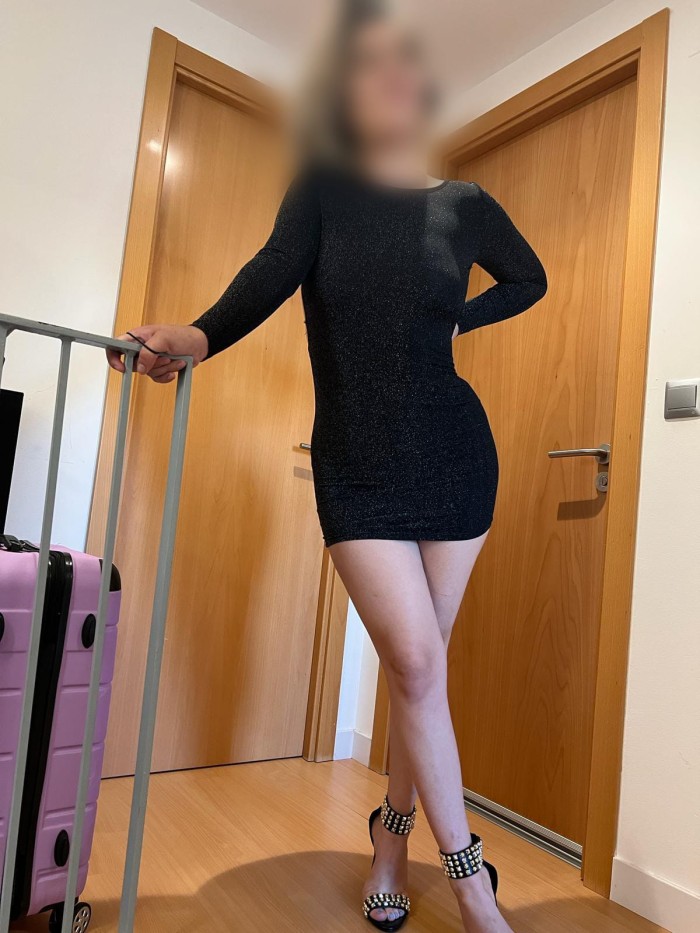 CHICA FIESTERA A DOMICILIOS Y HOTELES LAS 24HS