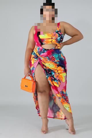 Rellenita con curvas Exuberantes