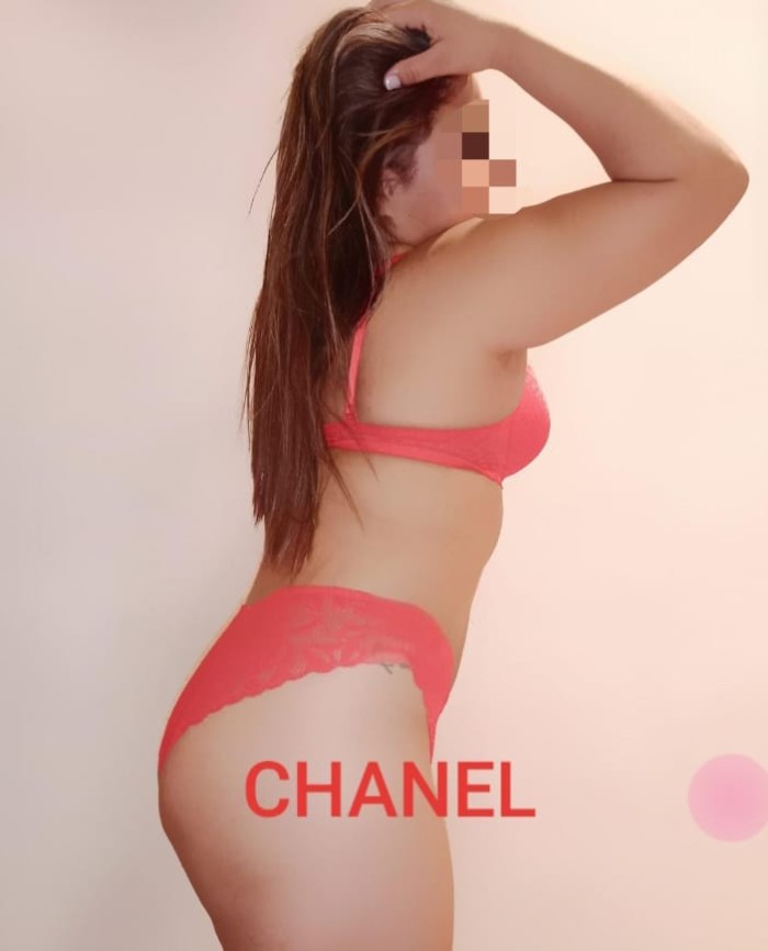 CHANEL! TRAVIESA Y SEDUCTORA!! TRETO