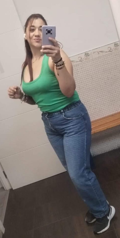 MORENAZA DULCE, SEXUAL Y EMPALAGOSAMENTE CARIÑOSA