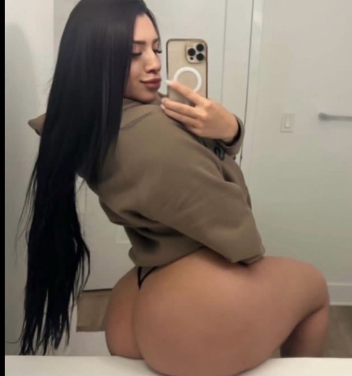 ANDREA CULONA FIESTERA NUEVA EN BARCELONA