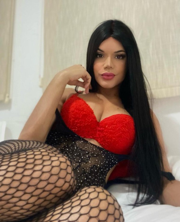 Pollana 100% real fiestera juguetona besucona cargadita de leche