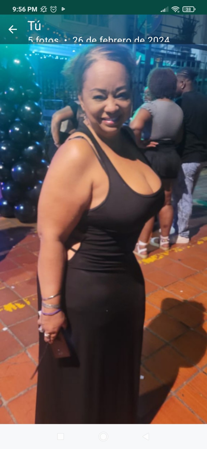 Super tetona madurita