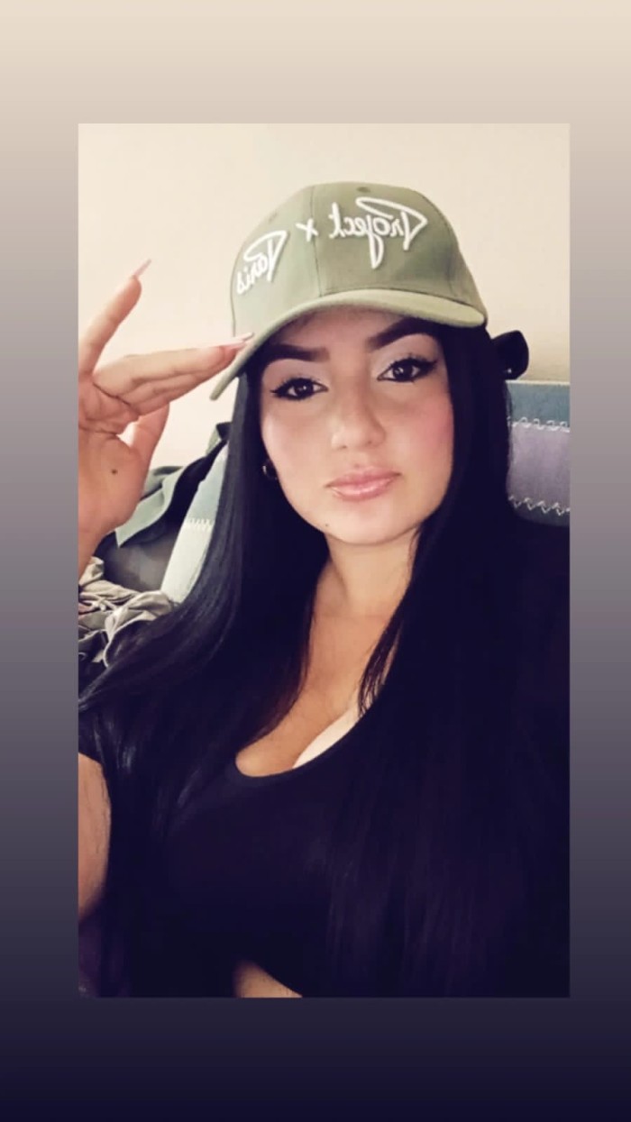 Encantadora jovencita