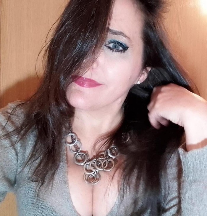 PARTEME EL COÑO Y CULO.. TU ZORRA  ESPAÑOLA, F