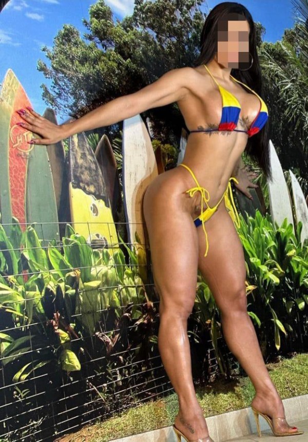 Novedad mis amores soy Oriana chica latina