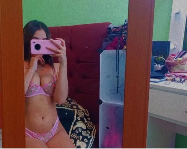 Tatiana HERMOSA LATINA RECIEN LLEGADA ALCOY