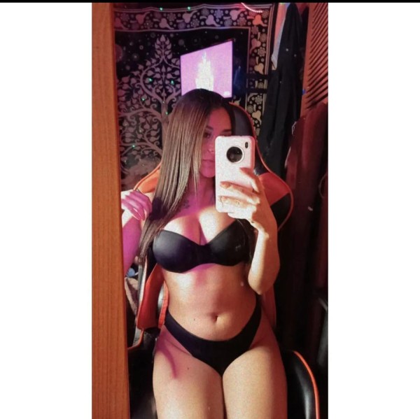 Tatiana HERMOSA LATINA RECIEN LLEGADA ALCOY