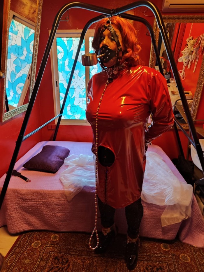 AMA,SALAS DE SADO ALTAMENTE EQUIPADAS BDSM