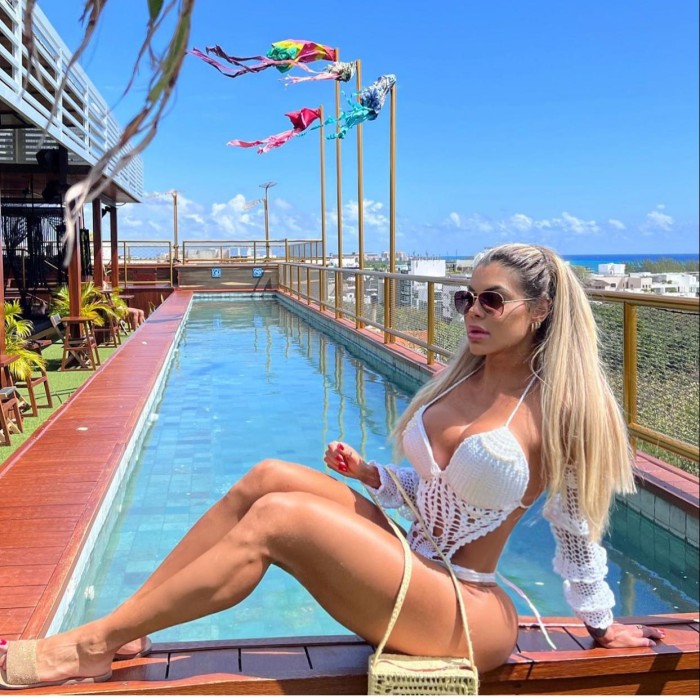 PAULA NOVEDAD DISFRUTA MIS RICAS TETAS GANDIA