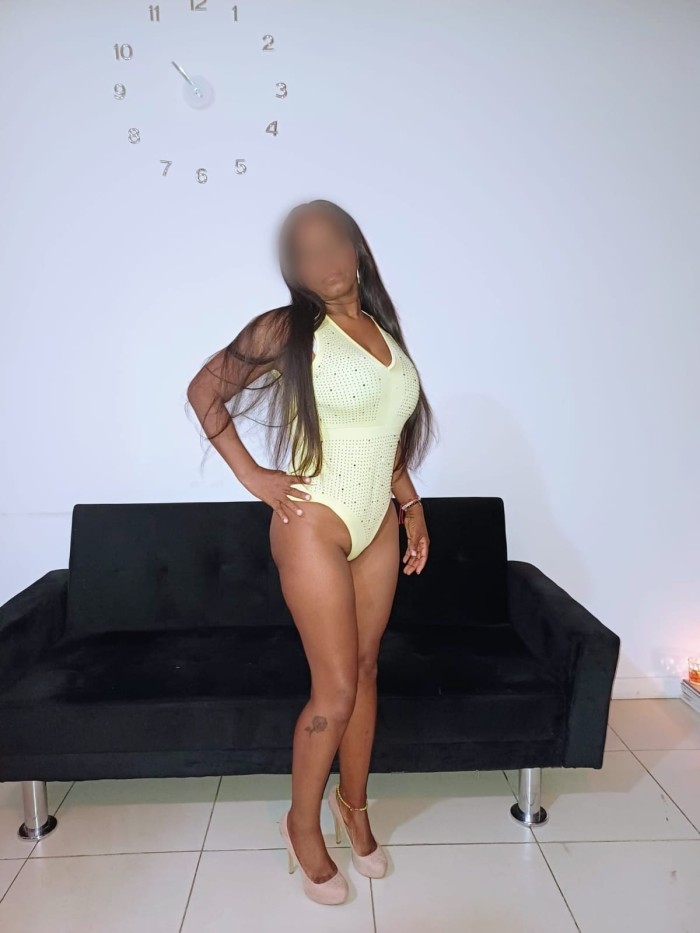 MULATISIMA COLOMBIANA