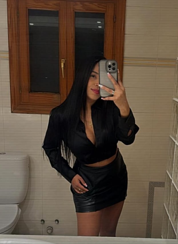 EXOTICA MORENA A TU DISPOSICIÓN COLOMBIANA, 24 H