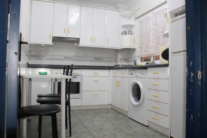 HABITACIONES DISPONIBLES PARA CHICAS INDEPENDIENTE