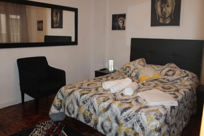 HABITACIONES DISPONIBLES PARA CHICAS INDEPENDIENTE