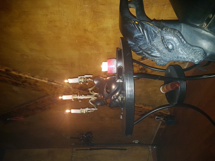 TRABAJO EN GABINETE DE BDSM PARA CHICA SUMISA