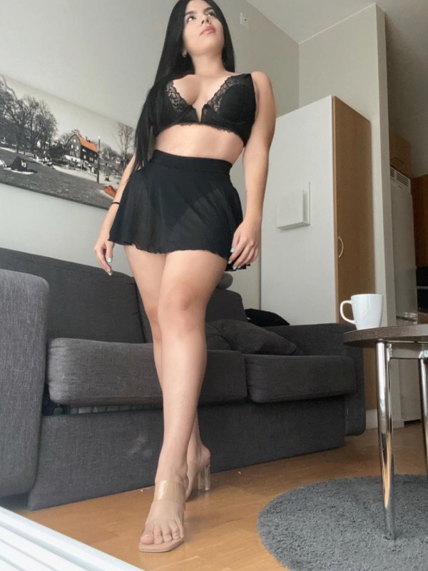 Soy Lucy  acabo de llegar a tenerife la laguna