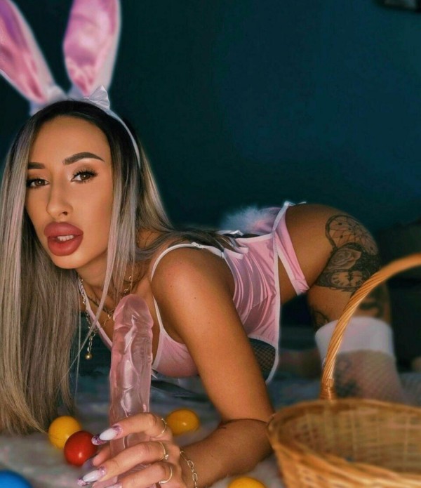 Paula jovencita ardiente con ganas de pasarlo bien