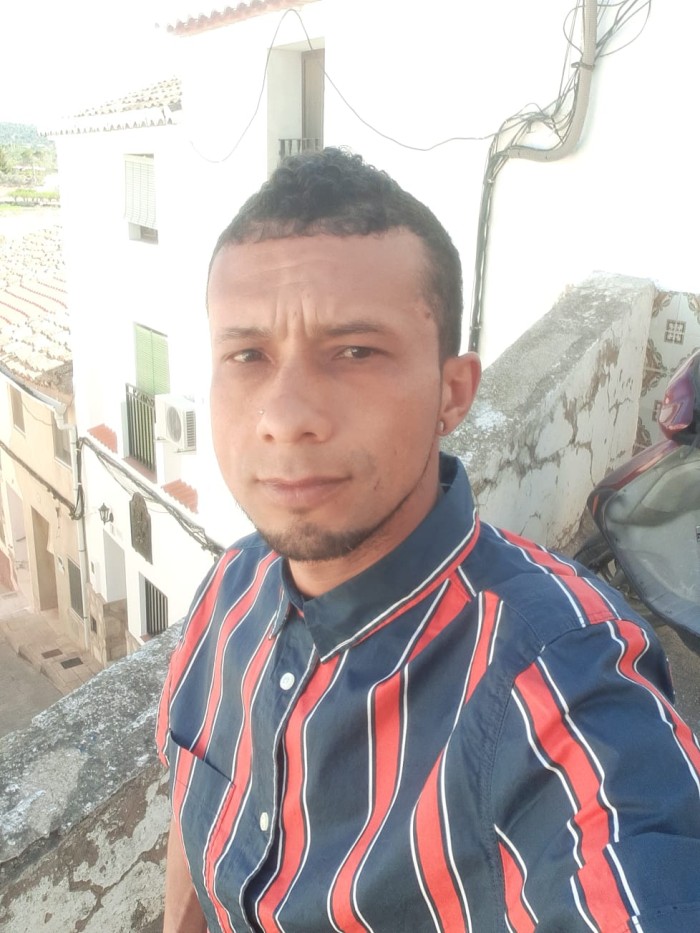 Hola mi nombre es duvan un joven de 30 años