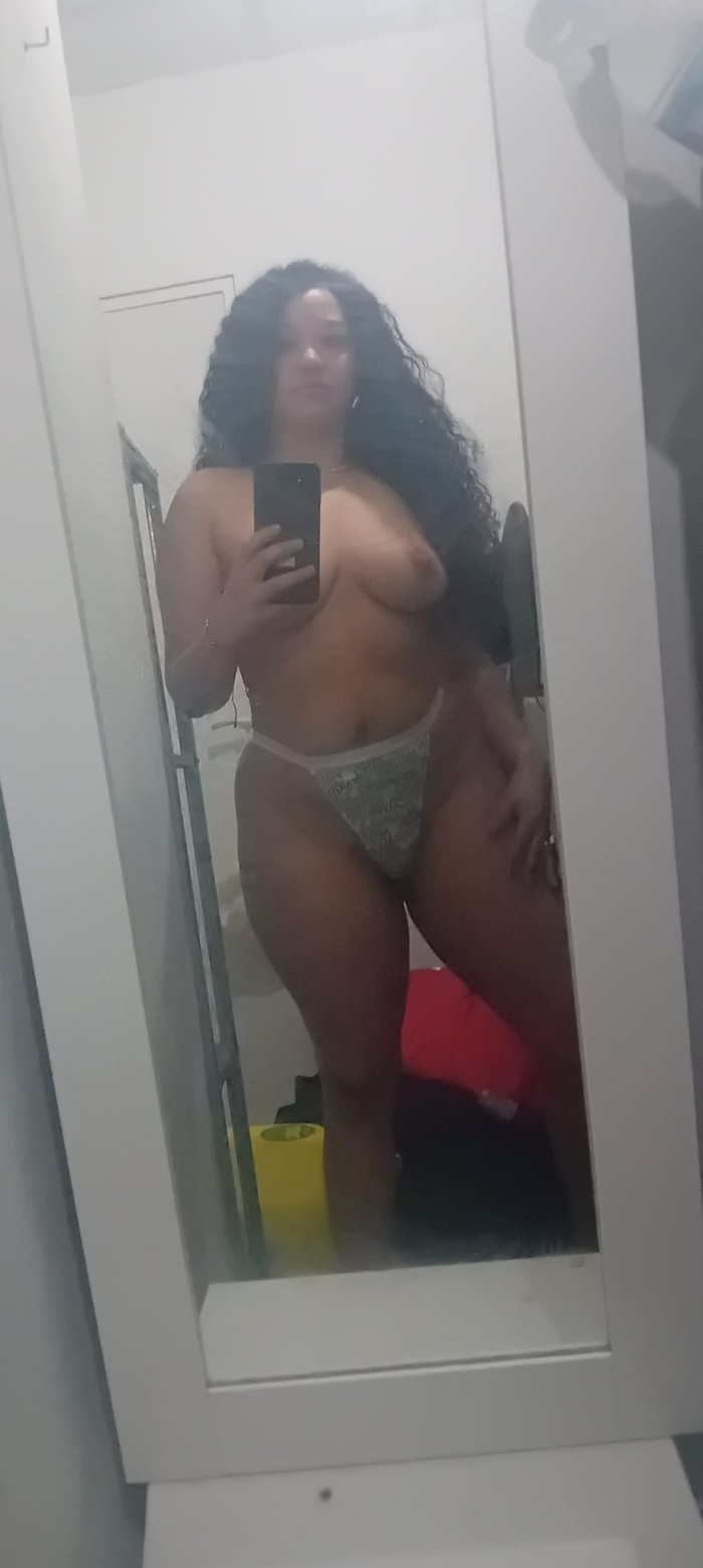 DOMINICANA ADICTA A LAS POLLAS