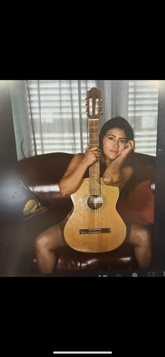 Mujer ardiente , encantadora y sensual