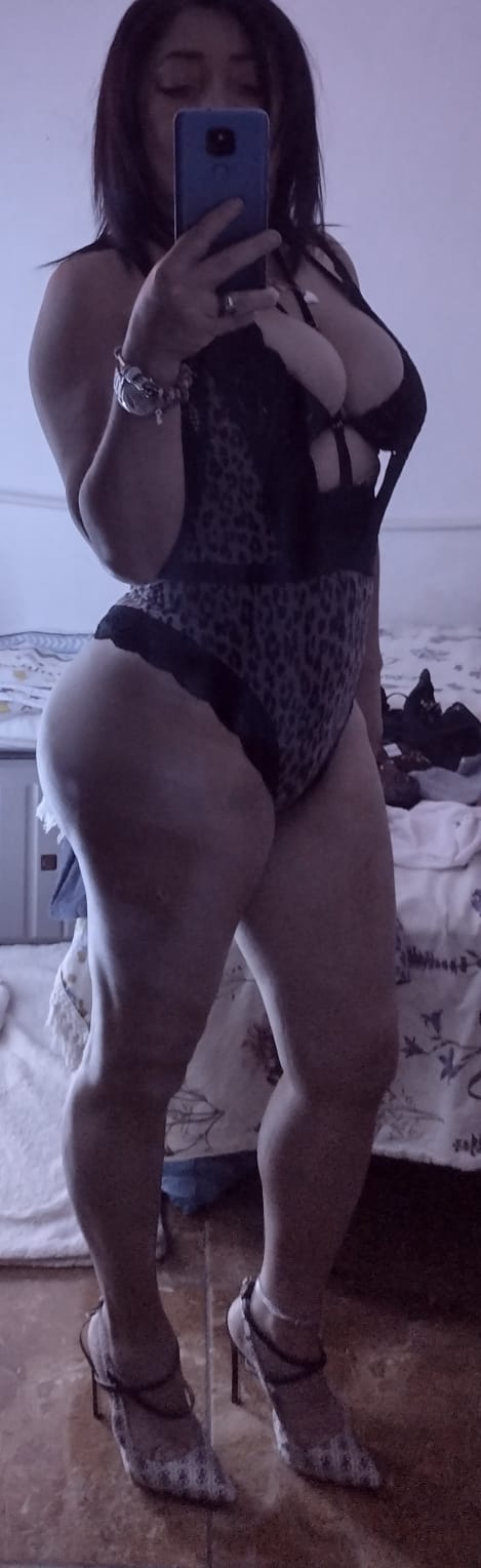 Colombiana Madurita, complaciente y ardiente ..