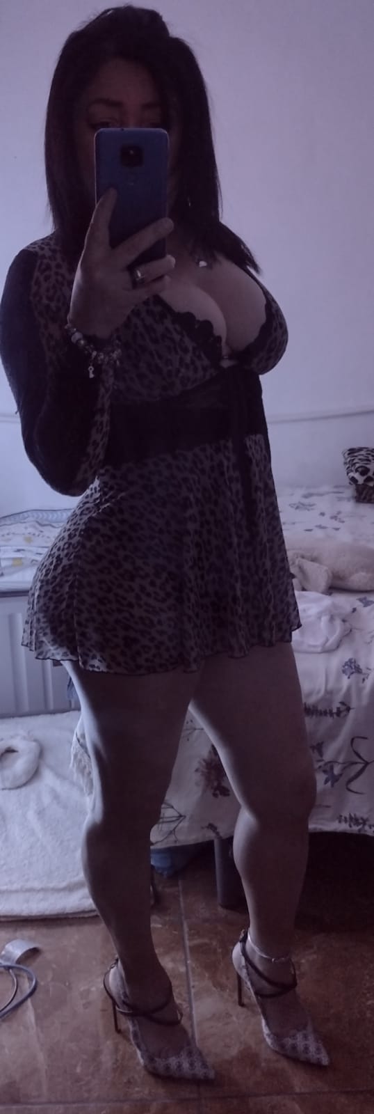 Colombiana Madurita, complaciente y ardiente ..