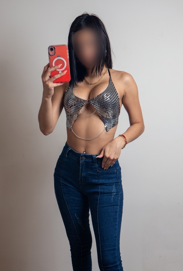 Soy Gaby tengo 18 años y soy estudiante