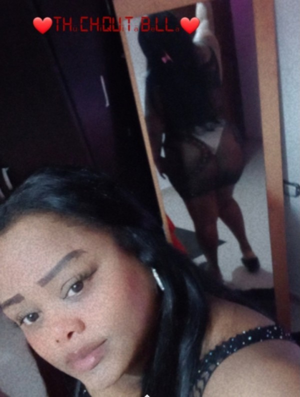 Dominicana extrovertida